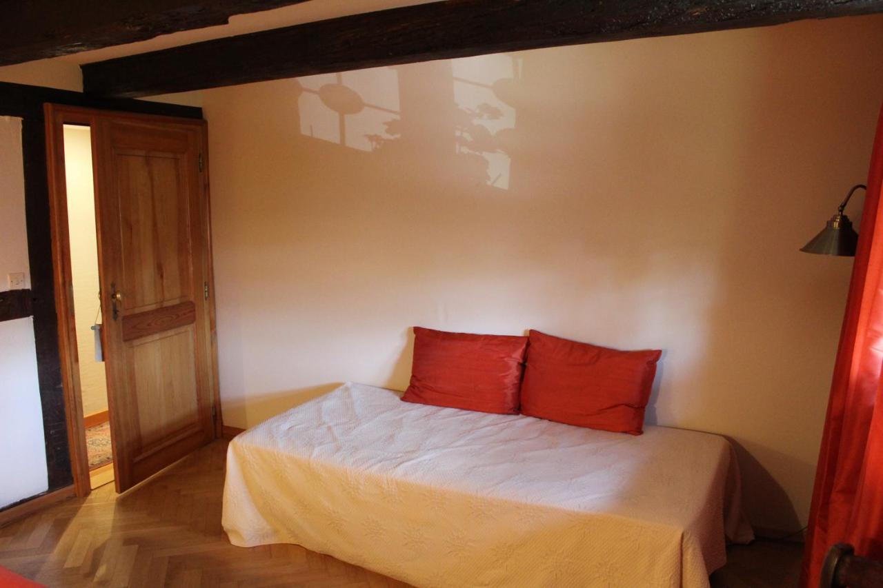B&B La Tete Dans Les Etoiles Weyersheim Exterior photo